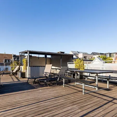 200 M Fra Rutebilstation - Privat Terrasse, Grill Aarhus